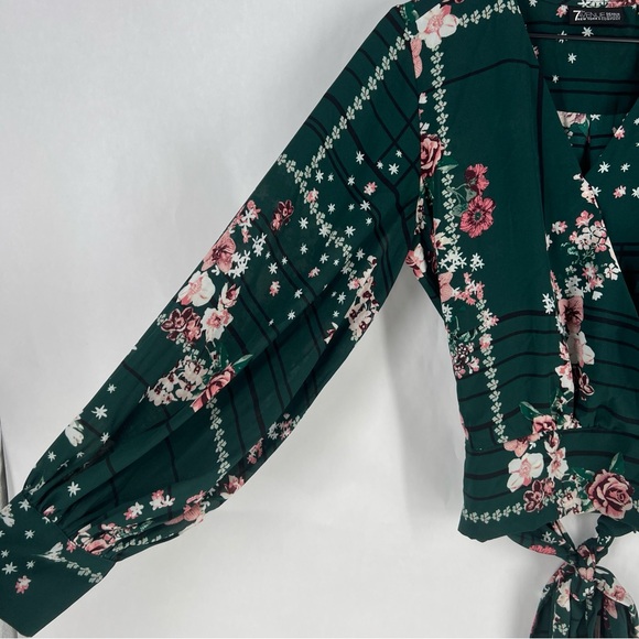 New York & Company Floral Green Full‎ Sleeve Tie Waist Faux Wrap Top Size S - Picture 3 of 14